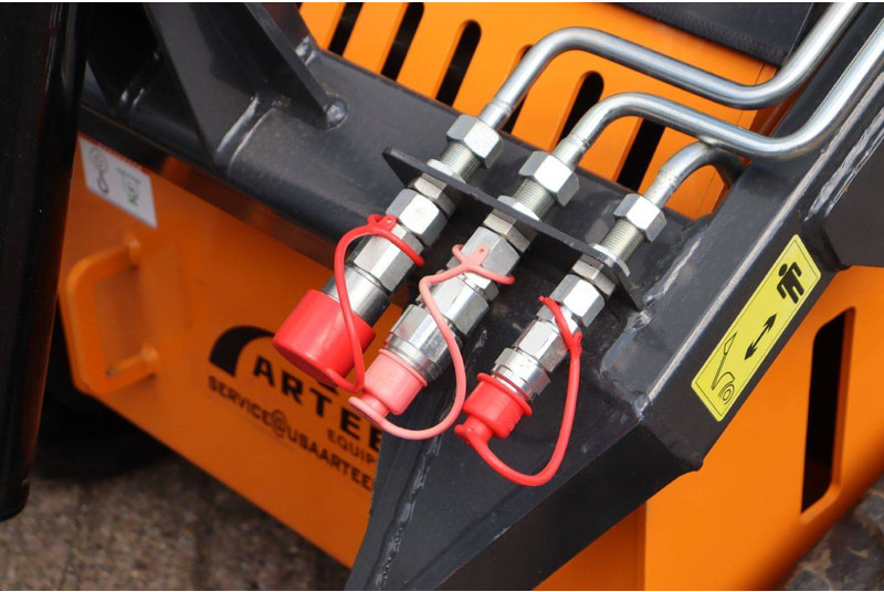 新的 履带式装载机 ARTEER QB-480:图13 新的 履带式装载机 ARTEER QB-480:图13