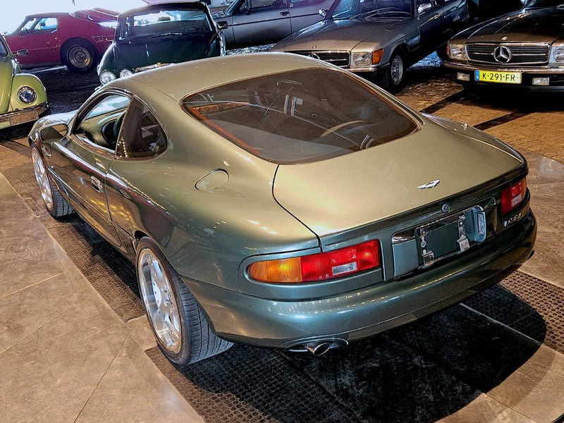 Aston Martin DB7 Automatic - 汽车:图4 Aston Martin DB7 Automatic - 汽车:图4