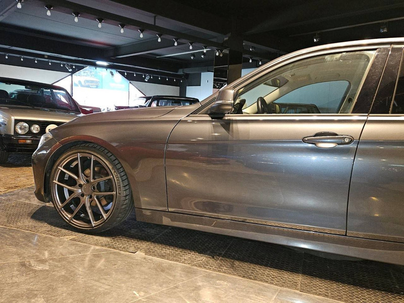 BMW 3-Reeks (F30) _ 320d - 轿车:图2 BMW 3-Reeks (F30) _ 320d - 轿车:图2