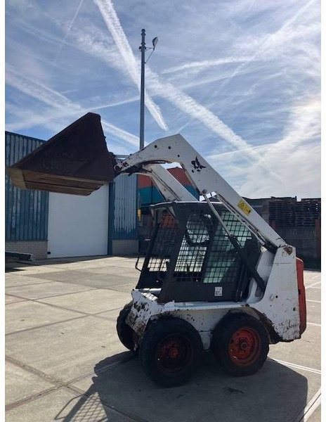 Bobcat S100 - 轮式装载机:图1 Bobcat S100 - 轮式装载机:图1