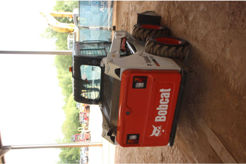 Bobcat S550 - 轮式装载机:图5 Bobcat S550 - 轮式装载机:图5