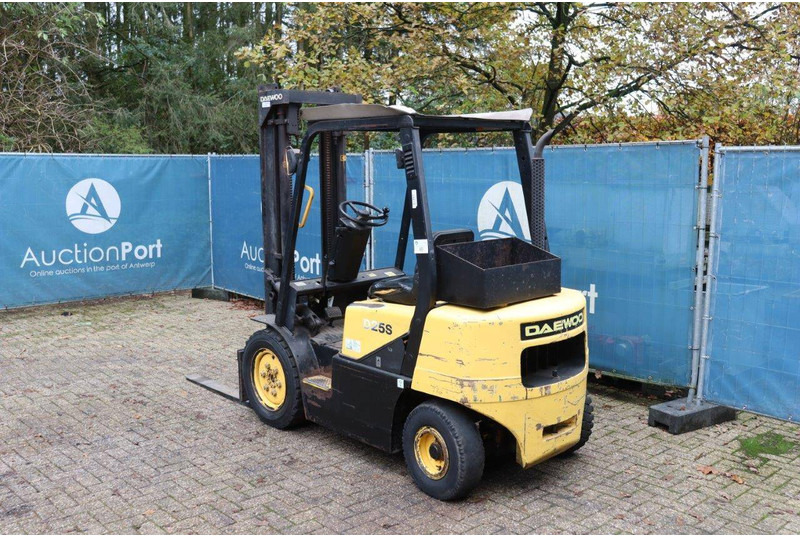 Daewoo D25-3 - 柴油叉车:图3 Daewoo D25-3 - 柴油叉车:图3