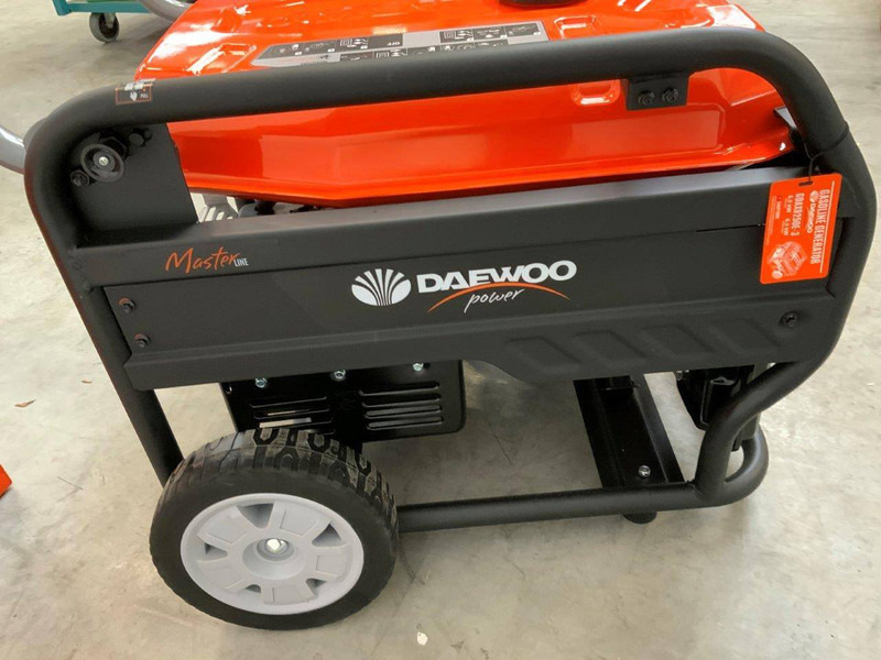 Daewoo GDAX9250E-3 - 发电机组:图4 Daewoo GDAX9250E-3 - 发电机组:图4