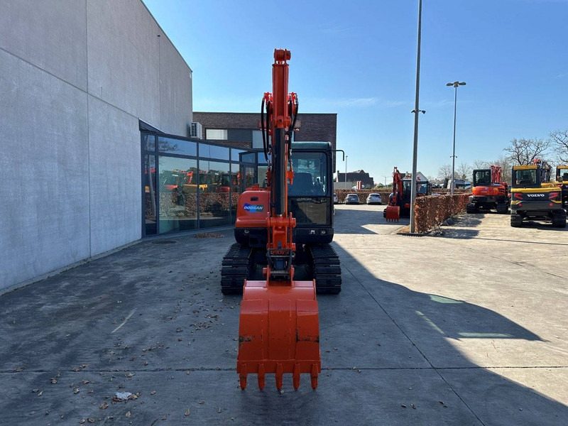 Doosan DX55-9C - 履带式挖掘机:图2 Doosan DX55-9C - 履带式挖掘机:图2