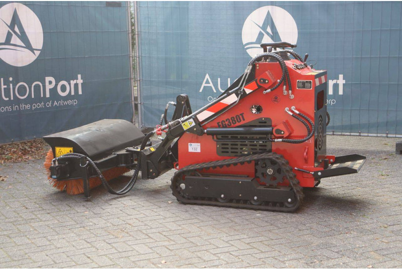 EGN EG380T - 履带式装载机:图3 EGN EG380T - 履带式装载机:图3