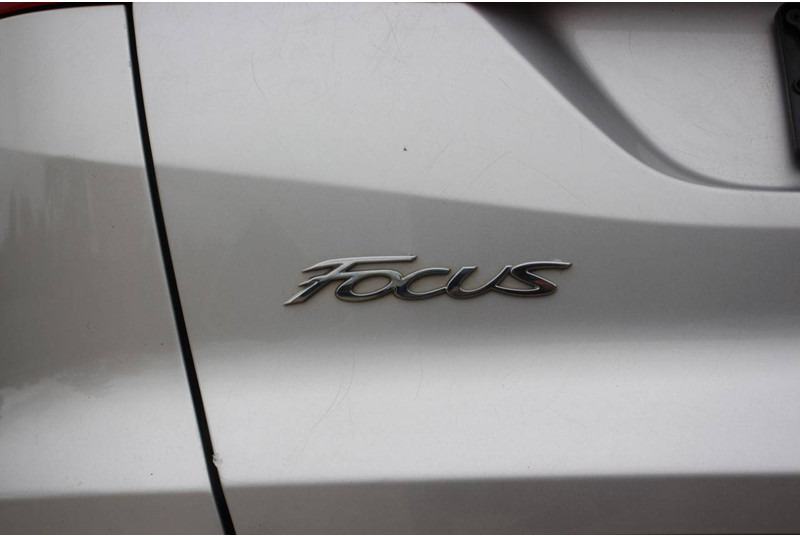 轿车 Ford Focus：图19