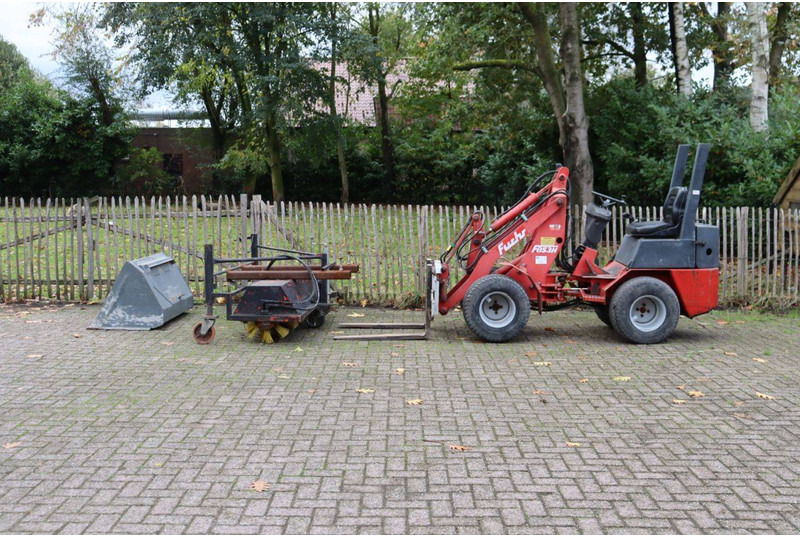 Fuchs F853H - 轮式装载机:图2 Fuchs F853H - 轮式装载机:图2