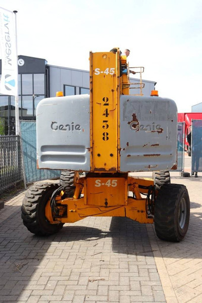 Genie S-45 - 伸缩臂:图5 Genie S-45 - 伸缩臂:图5