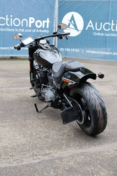 Harley-Davidson Fat Bob - 摩托车:图4 Harley-Davidson Fat Bob - 摩托车:图4