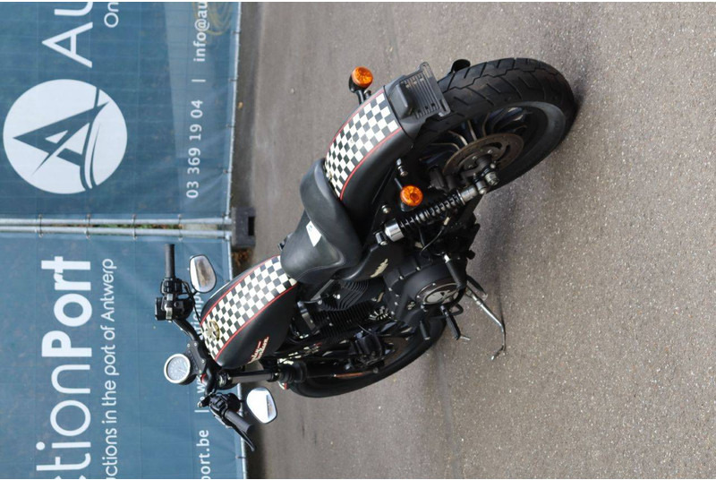 Harley-Davidson Sportster 883N Iron - 摩托车:图4 Harley-Davidson Sportster 883N Iron - 摩托车:图4