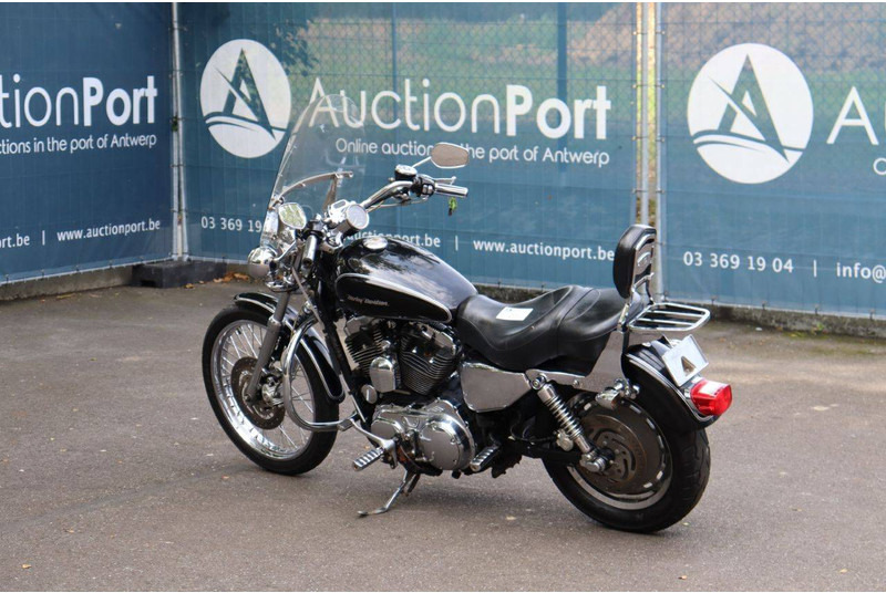 Harley-Davidson Sportster XL1200 Custom - 摩托车:图3 Harley-Davidson Sportster XL1200 Custom - 摩托车:图3