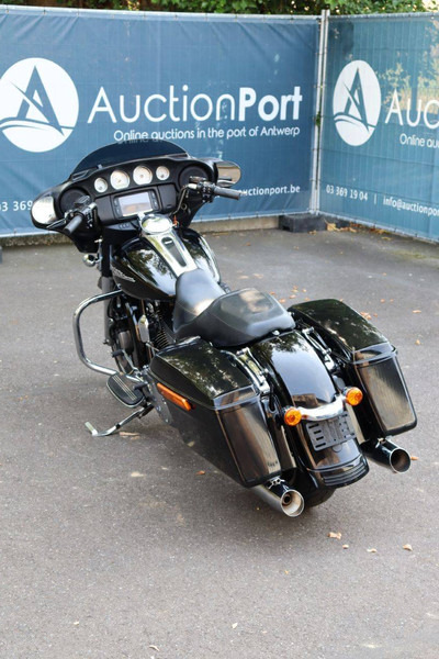 Harley-Davidson Street Glide - 摩托车:图4 Harley-Davidson Street Glide - 摩托车:图4