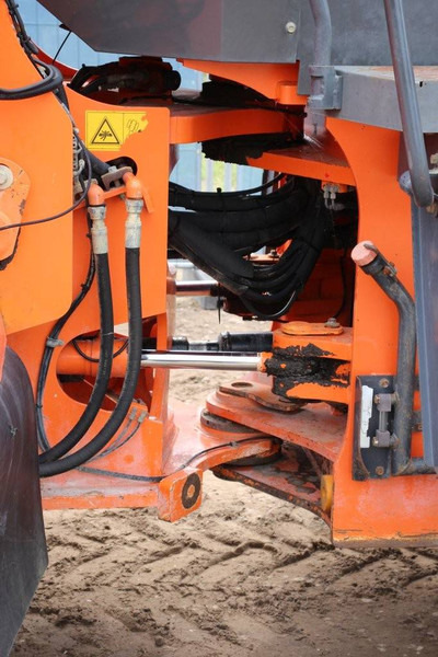 轮式装载机 Hitachi ZW250:图14 轮式装载机 Hitachi ZW250:图14