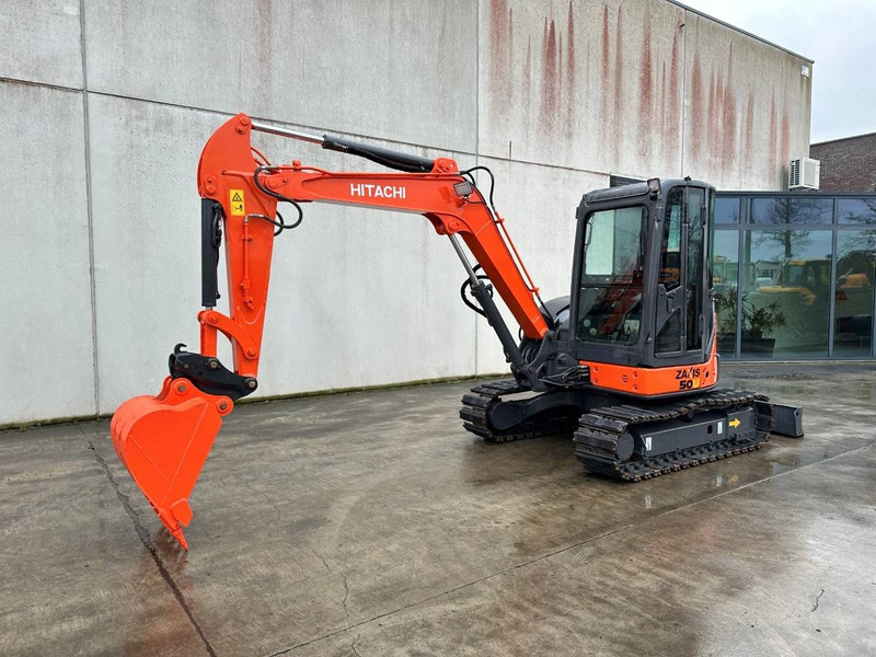 Hitachi ZX50U-2 - 履带式挖掘机:图1 Hitachi ZX50U-2 - 履带式挖掘机:图1