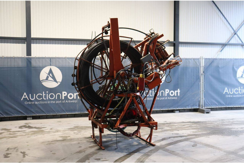 Homborg SE-M135 - 拖拉机悬挂式喷雾机:图1 Homborg SE-M135 - 拖拉机悬挂式喷雾机:图1