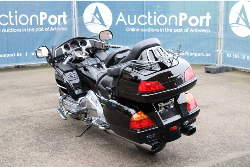 Honda GL1800 - 摩托车:图4 Honda GL1800 - 摩托车:图4