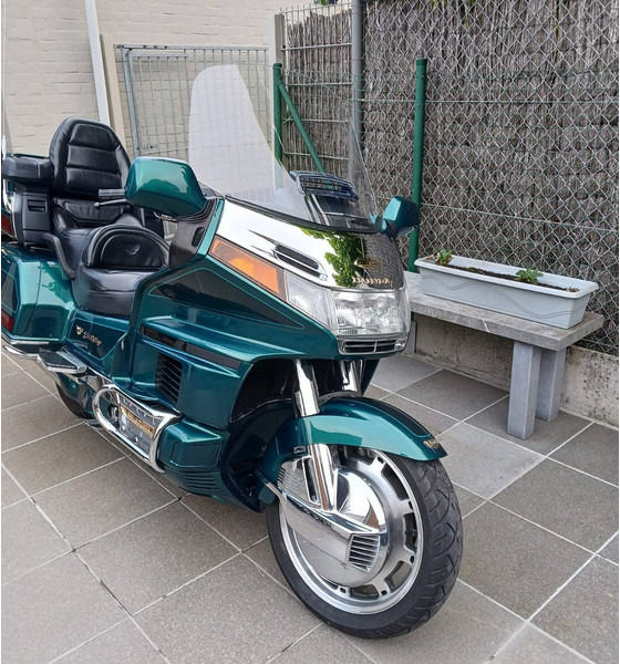 Honda 'Goldwing 20th anniversary (special edition) - 摩托车:图3 Honda 'Goldwing 20th anniversary (special edition) - 摩托车:图3
