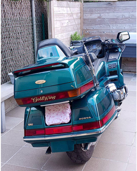 Honda 'Goldwing 20th anniversary (special edition) - 摩托车:图2 Honda 'Goldwing 20th anniversary (special edition) - 摩托车:图2