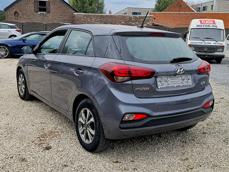 Hyundai i20 1.2 - 轿车:图3 Hyundai i20 1.2 - 轿车:图3