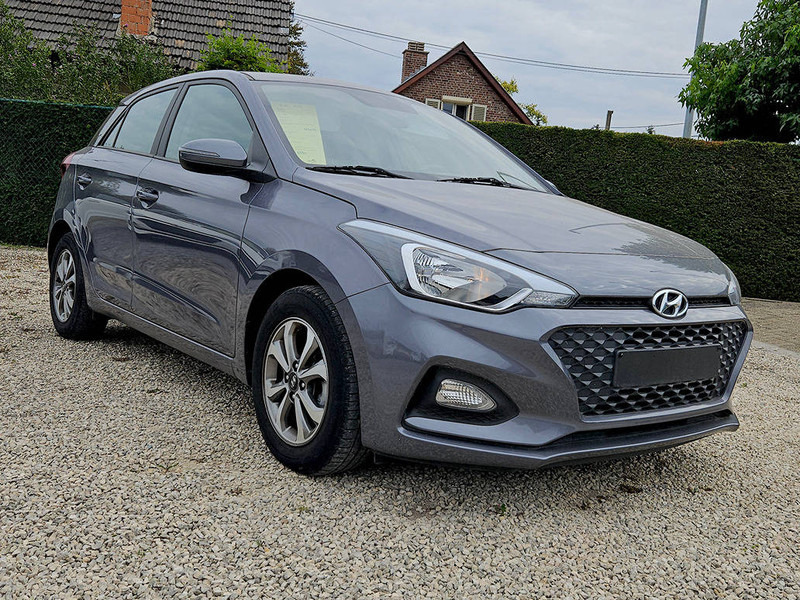 Hyundai i20 1.2 - 轿车:图5 Hyundai i20 1.2 - 轿车:图5