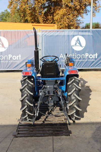 Iseki TU1700 - 拖拉机:图5 Iseki TU1700 - 拖拉机:图5