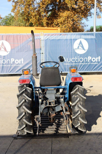 Iseki TU1700 - 拖拉机:图5 Iseki TU1700 - 拖拉机:图5