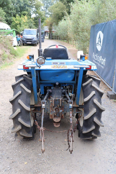 Iseki TU180F - 拖拉机:图5 Iseki TU180F - 拖拉机:图5