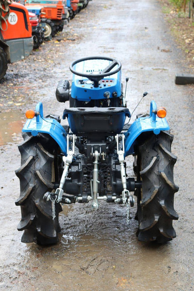 Iseki TX1410F - 拖拉机:图5 Iseki TX1410F - 拖拉机:图5