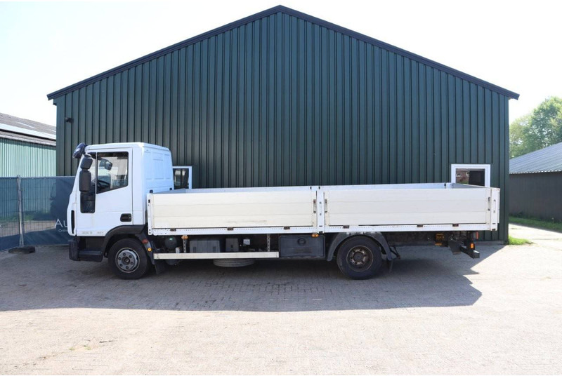 Iveco ML80E18/P - 栏板式/ 平板卡车:图2 Iveco ML80E18/P - 栏板式/ 平板卡车:图2