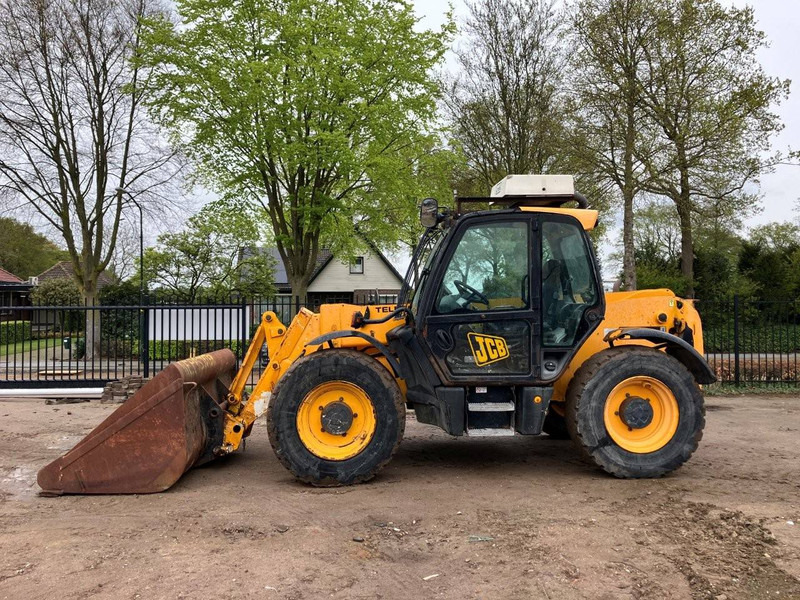 JCB 541-70 - 伸缩臂叉装车:图2 JCB 541-70 - 伸缩臂叉装车:图2