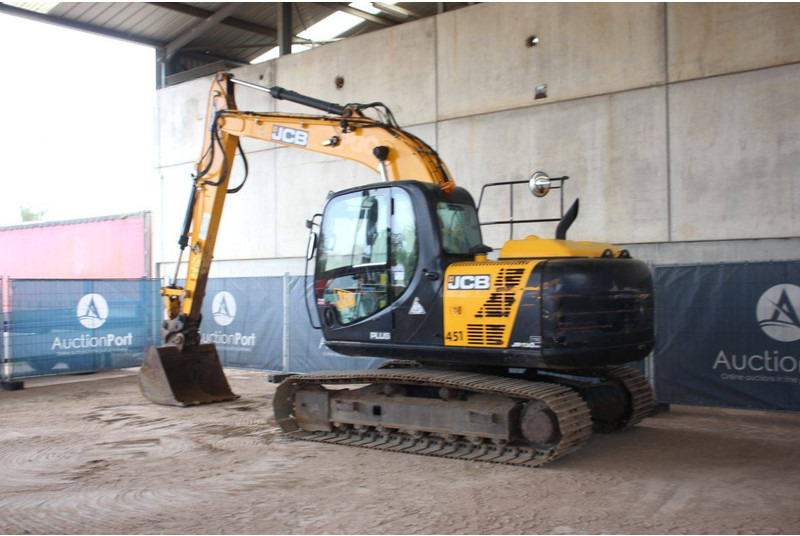 JCB JS130LC - 履带式挖掘机:图3 JCB JS130LC - 履带式挖掘机:图3