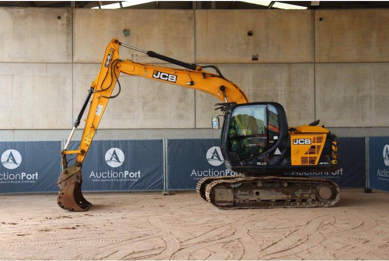 JCB JS131LC - 履带式挖掘机:图1 JCB JS131LC - 履带式挖掘机:图1
