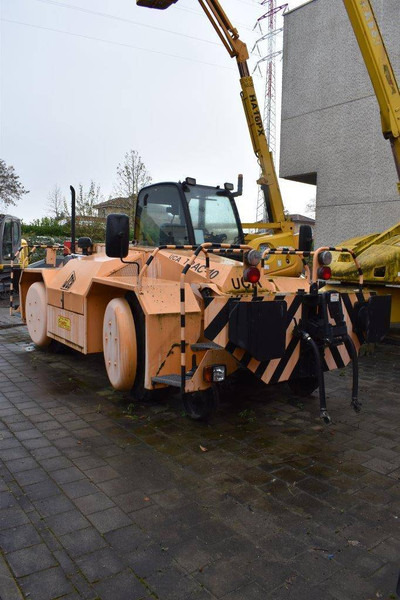 JCB SLP 532 - 拖拉机:图4 JCB SLP 532 - 拖拉机:图4