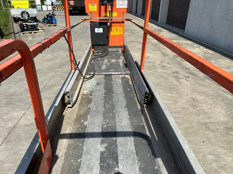 剪式升降机 JLG 1930ES：图9