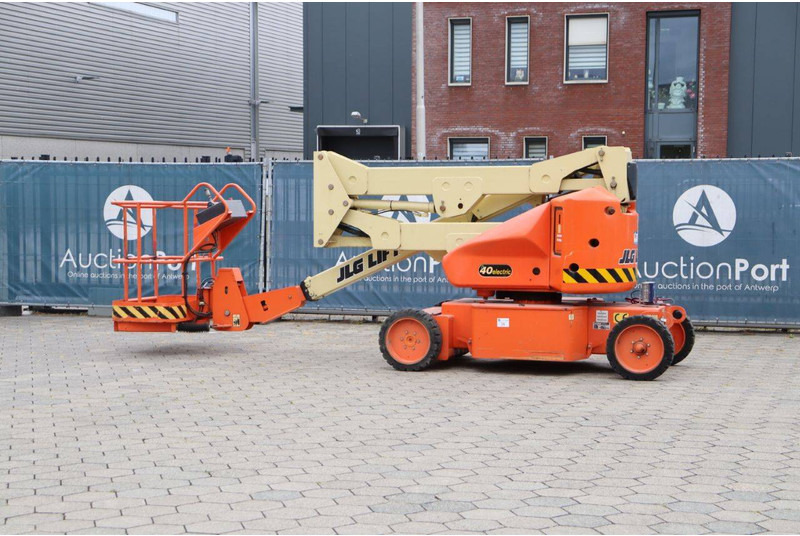 JLG N40 - 铰接臂:图3 JLG N40 - 铰接臂:图3