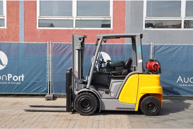 Jungheinrich TFG 425s - 液化石油气叉车:图2 Jungheinrich TFG 425s - 液化石油气叉车:图2