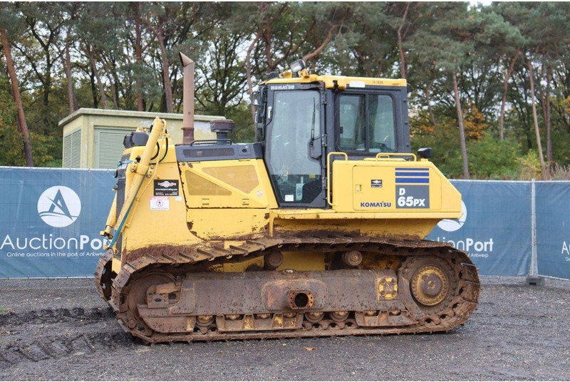 Komatsu D65PX-17 - 推土机:图1 Komatsu D65PX-17 - 推土机:图1