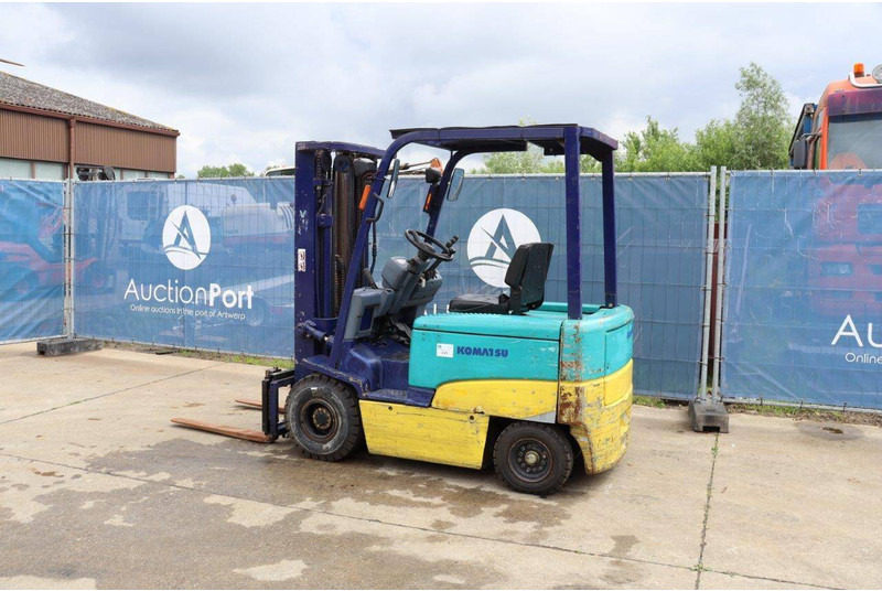 Komatsu FB25EX-8 - 电动叉车:图3 Komatsu FB25EX-8 - 电动叉车:图3