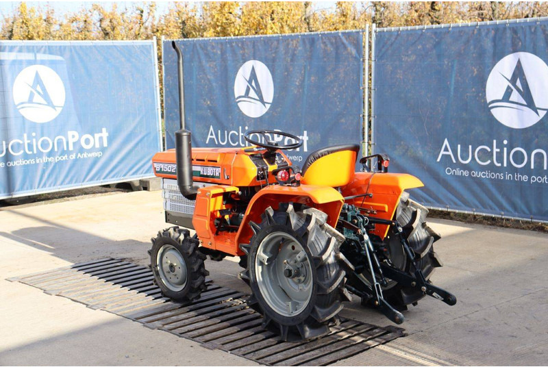 Kubota B1502DT - 拖拉机:图4 Kubota B1502DT - 拖拉机:图4