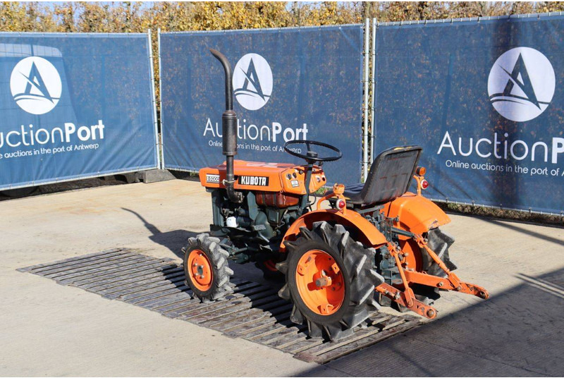 Kubota B5000 - 拖拉机:图4 Kubota B5000 - 拖拉机:图4