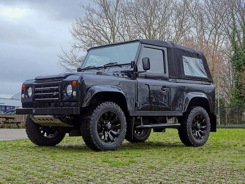 Land Rover 'Ninety' Convertible _ V8 - 轿车:图1 Land Rover 'Ninety' Convertible _ V8 - 轿车:图1