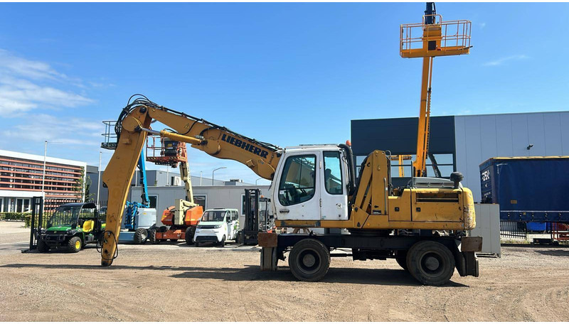 Liebherr A 904 C - 轮式挖掘机:图1 Liebherr A 904 C - 轮式挖掘机:图1