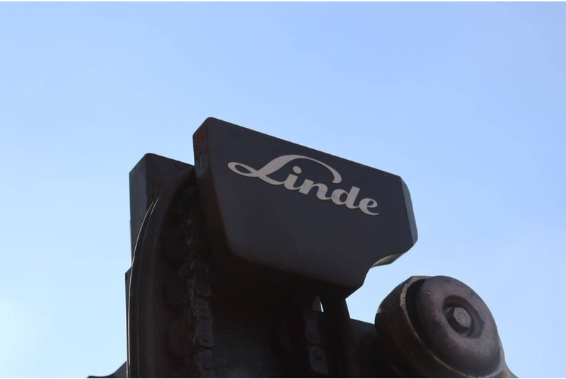 液化石油气叉车 Linde H30CNG：图11