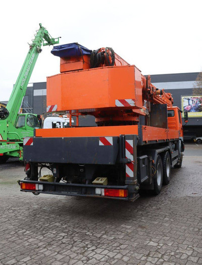 MAN 26.364 6x4 - 起重车:图4 MAN 26.364 6x4 - 起重车:图4