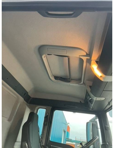 吊钩升降车 MAN TGS 35.440 8X4-4 BL：图15