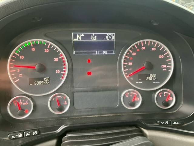 吊钩升降车 MAN TGS 35.440 8X4-4 BL：图13
