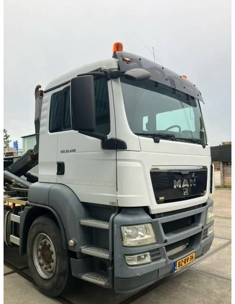 吊钩升降车 MAN TGS 35.440 8X4-4 BL：图16