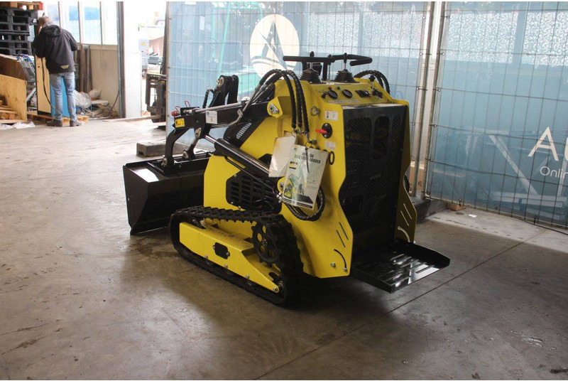 Machpro MPS330 - 履带式装载机:图3 Machpro MPS330 - 履带式装载机:图3