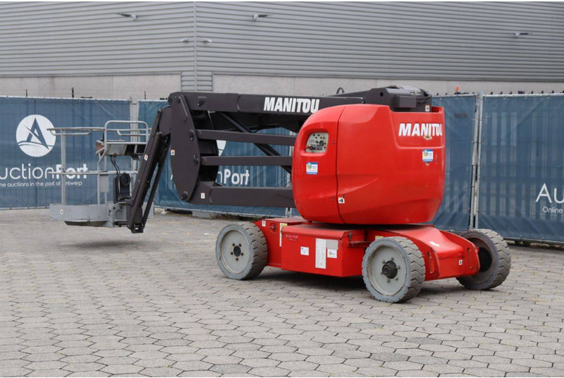 Manitou 150 AETJ Compact - 铰接臂:图4 Manitou 150 AETJ Compact - 铰接臂:图4