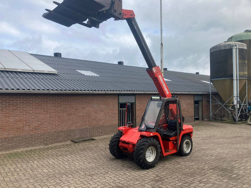 Manitou BT425 - 伸缩臂叉装车:图2 Manitou BT425 - 伸缩臂叉装车:图2